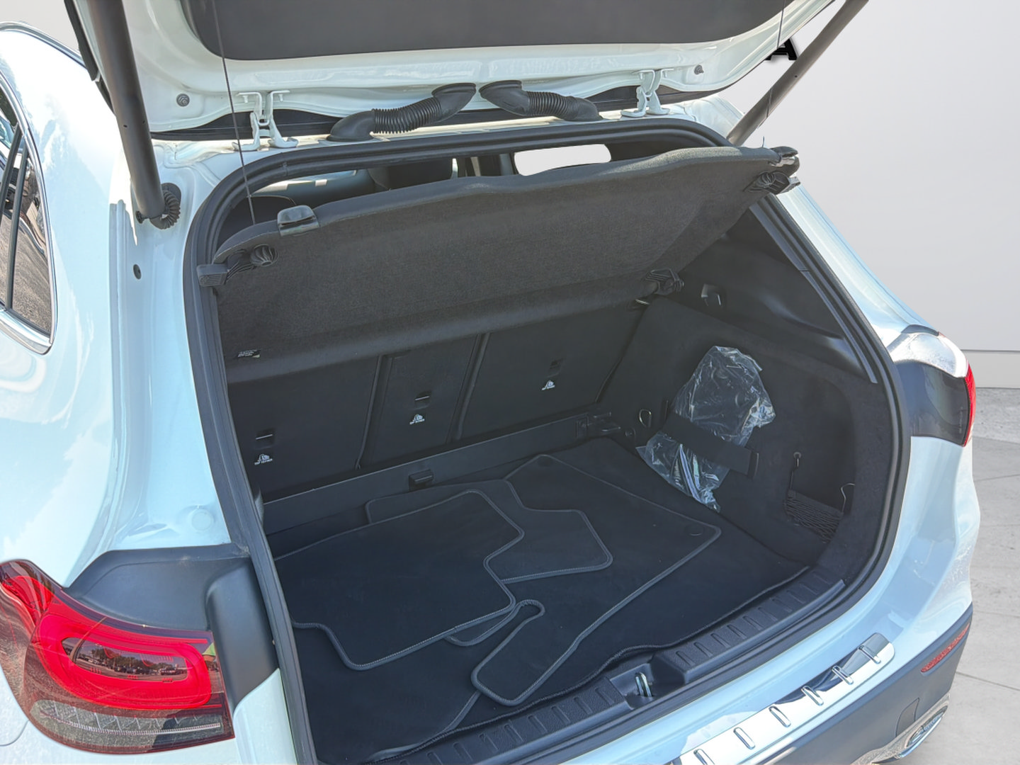 Used 2022 Mercedes-Benz GLA 250 image 34