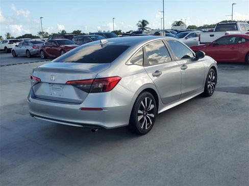 Used 2022 Honda Civic EX image 7