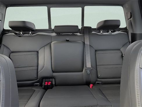 Used 2021 GMC Sierra 2500 Denali w/ Denali Ultimate Package image 25