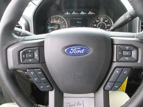 Used 2018 Ford F150 XLT w/ Equipment Group 302A Luxury AWD/4WD image 20