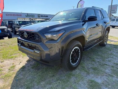 Used 2025 Toyota 4Runner TRD Off-Road AWD/4WD image 3