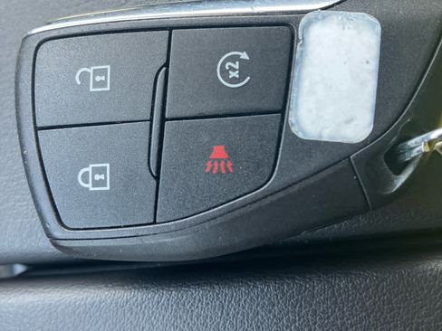 Used 2025 Buick Envision Sport Touring AWD/4WD image 31