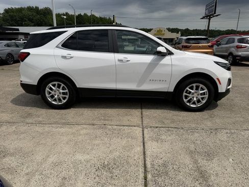 Used 2019 Chevrolet Traverse Premier w/ Driver Confidence II Package FWD image 4