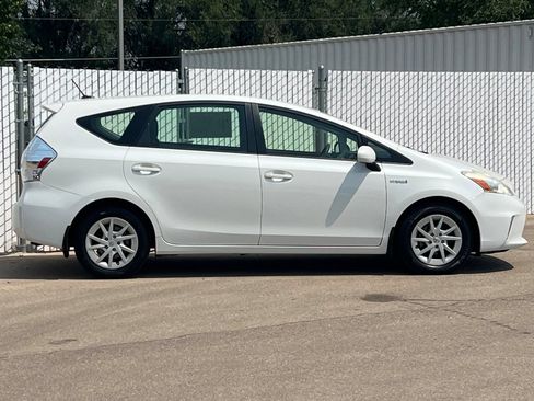 Used 2013 Toyota Prius V Three FWD image 3