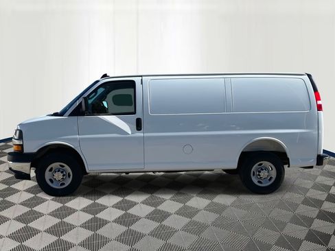 New 2025 Chevrolet Express 2500 Work Van w/ Communications Package image 2