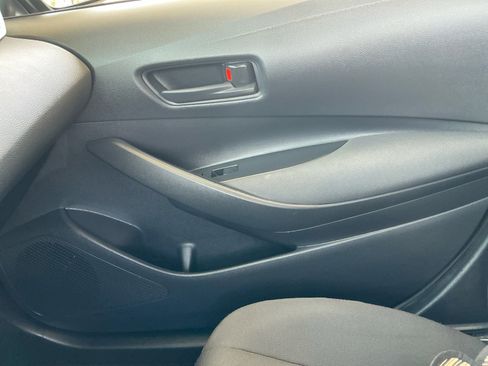 Used 2023 Toyota Corolla LE w/ Carpet Mat Package (TMS) FWD image 16