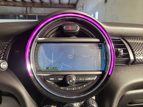 Used 2015 MINI Cooper S image 29