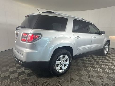 Used 2015 GMC Acadia SLE FWD image 2