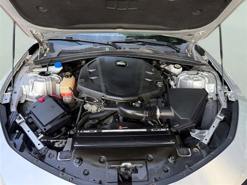 Used 2019 Chevrolet Camaro LT RWD image 17