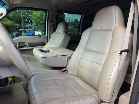 Used 2008 Ford F350 Lariat AWD/4WD image 12