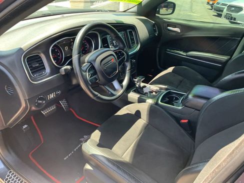 Used 2018 Dodge Charger R/T Scat Pack RWD image 7