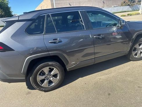 Used 2024 Toyota RAV4 LE AWD/4WD image 3