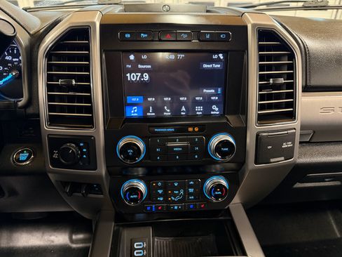 Used 2019 Ford F250 Platinum w/ Platinum Ultimate Package image 16