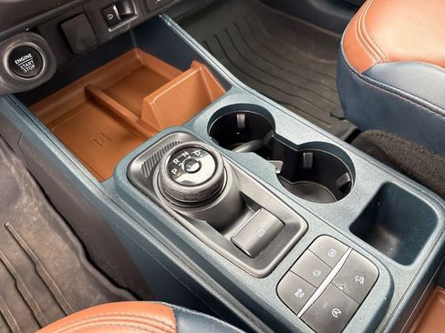 Used 2023 Ford Maverick Lariat w/ Lariat Luxury Package AWD/4WD image 31