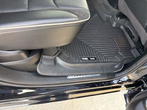 Used 2021 RAM 1500 Laramie AWD/4WD image 32