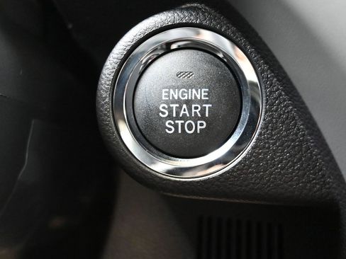 New 2025 Subaru Crosstrek 2.5i Limited w/ Crosstrek Mirror Package image 31