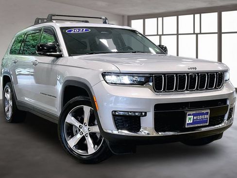 Used 2021 Jeep Grand Cherokee L Limited w/ Luxury Tech Group II AWD/4WD image 3