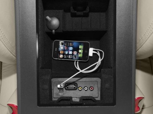 Used 2016 Lincoln MKT AWD w/ Equipment Group 201A image 15