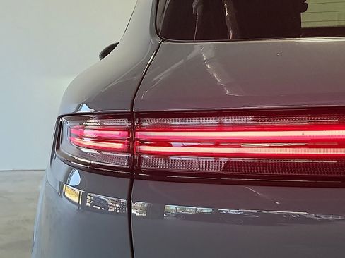 New 2026 Porsche Cayenne AWD/4WD image 9