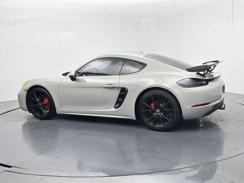 Used 2018 Porsche 718 Cayman S RWD image 5