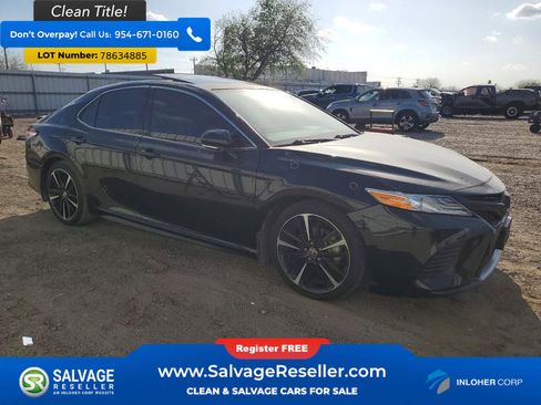 Used 2020 Toyota Camry XSE image 5