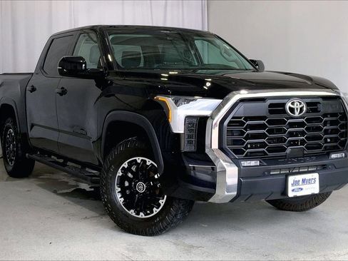 Used 2024 Toyota Tundra SR5 w/ TRD Off-Road Premium Package AWD/4WD image 34