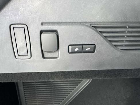 New 2026 Lincoln Nautilus Reserve image 12