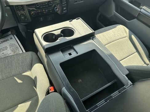 Used 2025 Ford F250 XLT AWD/4WD image 23