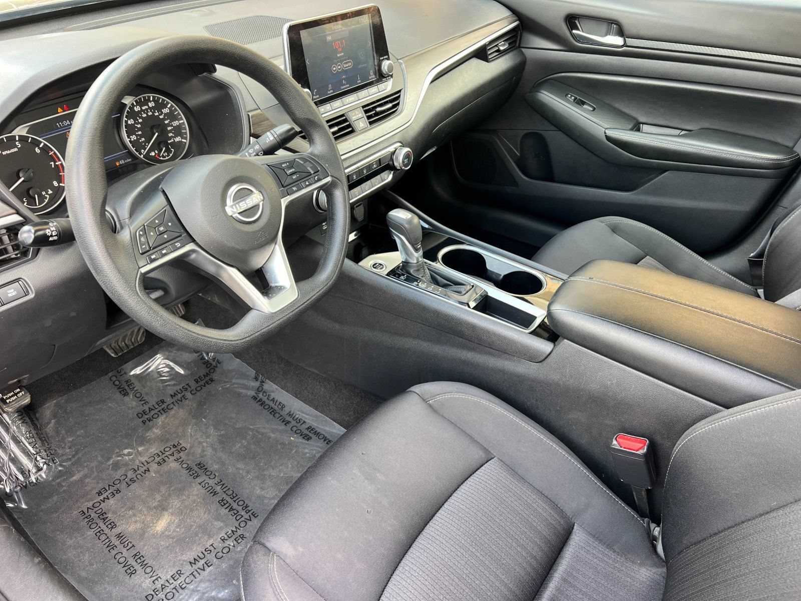Used 2024 Nissan Altima 2.5 SV FWD image 9