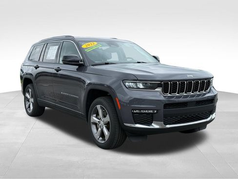 Used 2022 Jeep Grand Cherokee L Limited RWD image 31