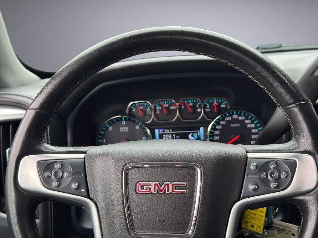 Used 2018 GMC Sierra 1500 SLT w/ SLT Premium Package AWD/4WD image 16