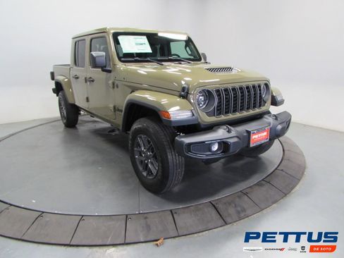New 2026 Jeep Gladiator Sport AWD/4WD image 1