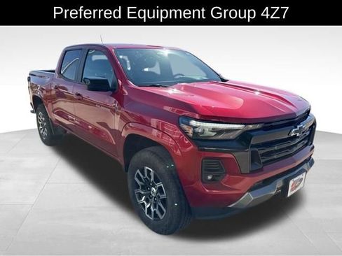 Used 2024 Chevrolet Colorado Z71 w/ Z71 Convenience Package 2 AWD/4WD image 4
