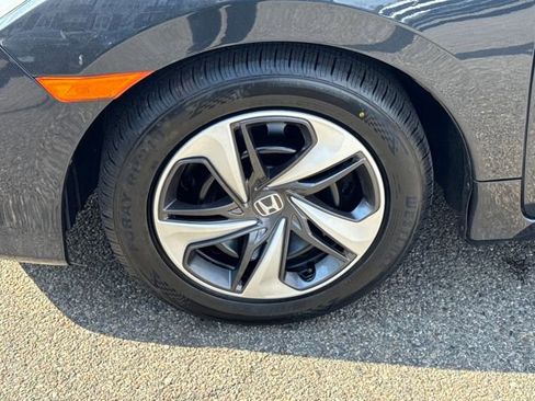Used 2019 Honda Civic LX image 2
