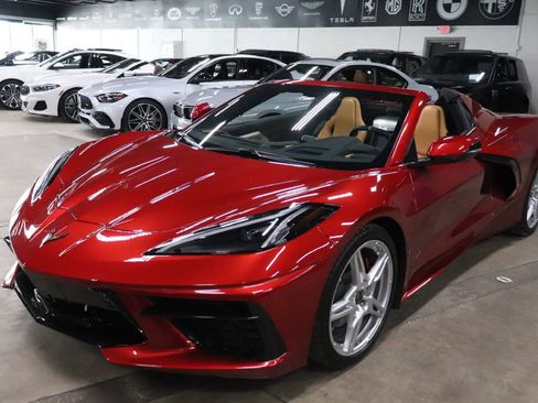 Used 2022 Chevrolet Corvette Stingray Preferred Conv w/ Battery Protection Package image 2