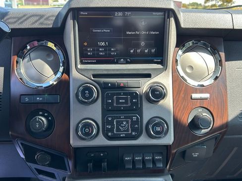 Used 2014 Ford F250 Lariat w/ Lariat Ultimate Package image 29