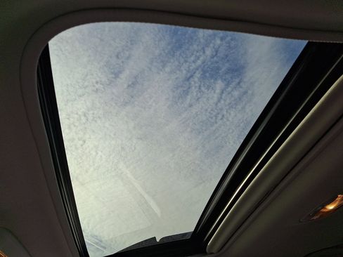 Used 2017 Subaru Outback 2.5i Limited image 21