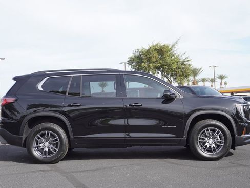 New 2026 GMC Acadia Elevation image 2