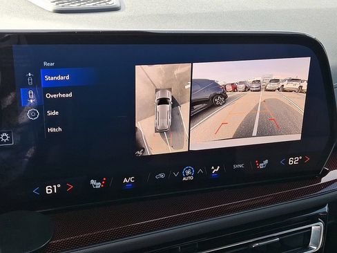 Certified 2025 Chevrolet Traverse Z71 w/ Enhanced Driving Package AWD/4WD image 19