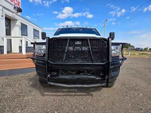 Used 2022 RAM 3500 Tradesman AWD/4WD image 3