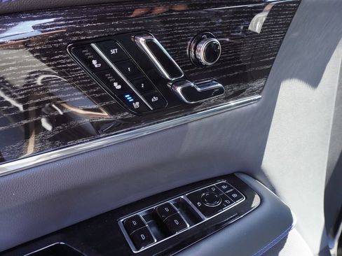 New 2025 Cadillac Escalade IQ Luxury 1 w/ Smart Trailering package image 16