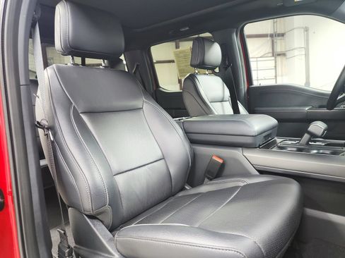 Used 2025 Ford F150 Lariat AWD/4WD image 47