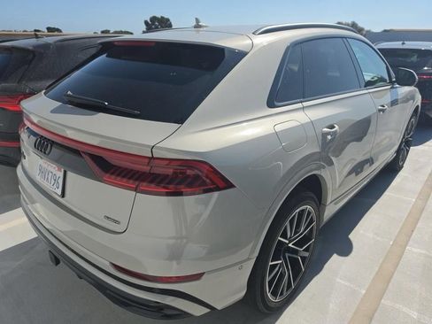 Used 2023 Audi Q8 Premium Plus w/ Premium Plus Package AWD/4WD image 3