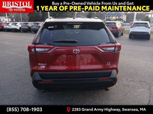 Used 2020 Toyota RAV4 LE image 6