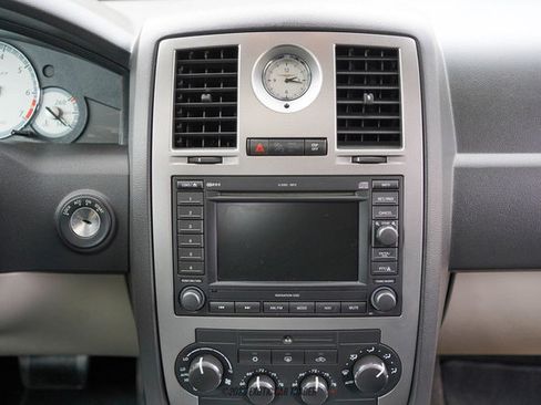 Used 2006 Chrysler 300 SRT8 w/ SRT Option Group II RWD image 34