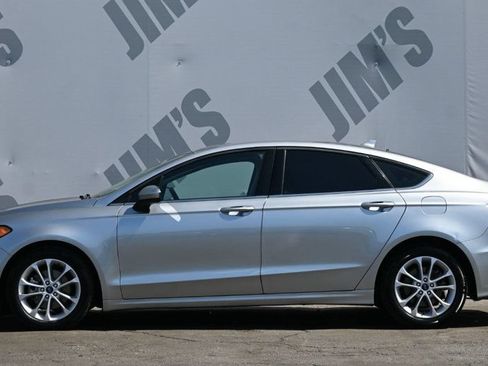 Used 2020 Ford Fusion SE FWD image 8
