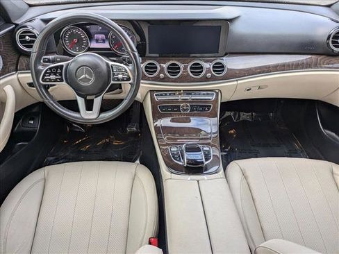 Used 2019 Mercedes-Benz E 300 image 17