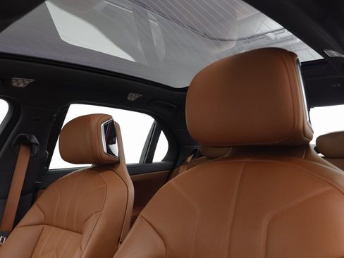 Certified 2025 BMW 750e xDrive w/ Executive Package image 13