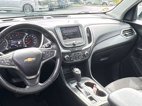 Used 2020 Chevrolet Equinox LT FWD image 12