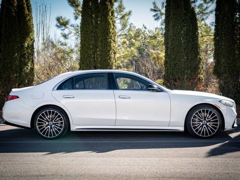 Used 2021 Mercedes-Benz S 580 4MATIC Sedan image 11
